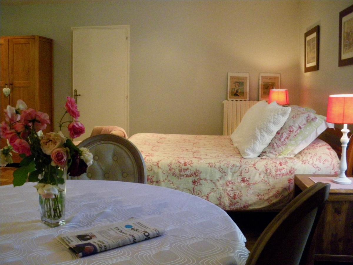 Bed and Breakfast La Metairie Du Pont Sainte-Hermine Esterno foto